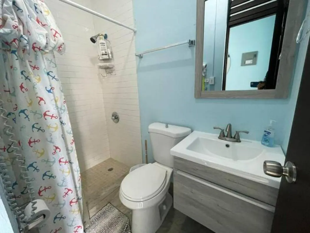 8Br 6Ba Remodeled 6 Units Central Location, Near Beach And Restaurants Σαν Χουάν Πουέρτο Ρίκο
