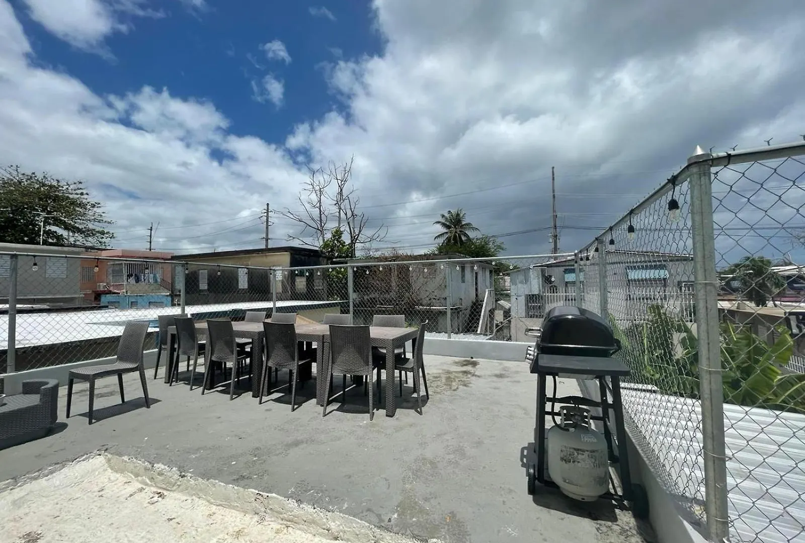 8Br 6Ba Remodeled 6 Units Central Location, Near Beach And Restaurants Σαν Χουάν